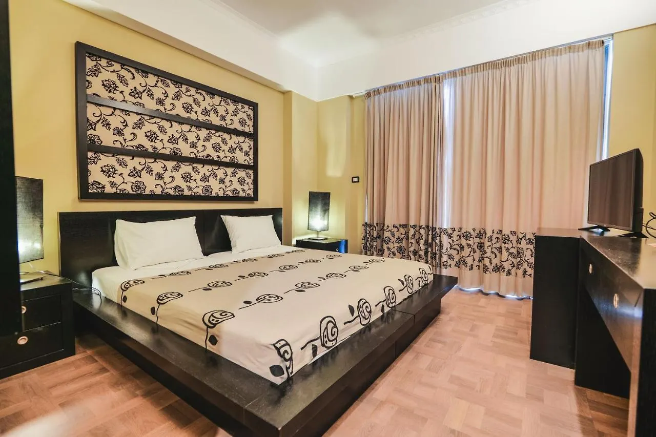 Rapo'S Resort Hotel Himarë