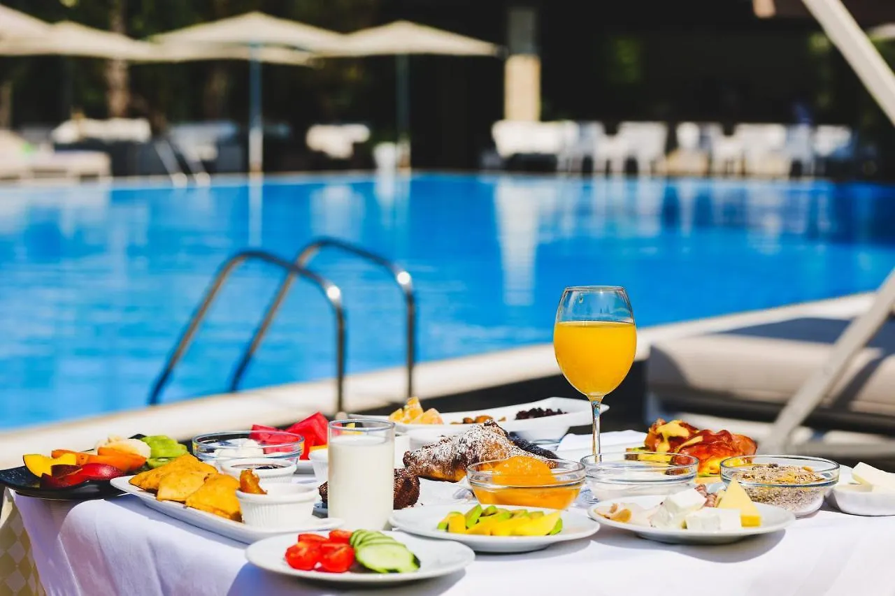 Rapo'S Resort Hotel Himare
