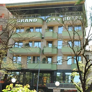 https://grand-hotel-tirana.hotels-in-tirana.com